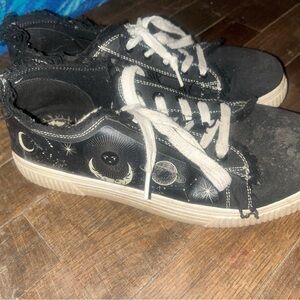 Women's Black Celestial Sneakers